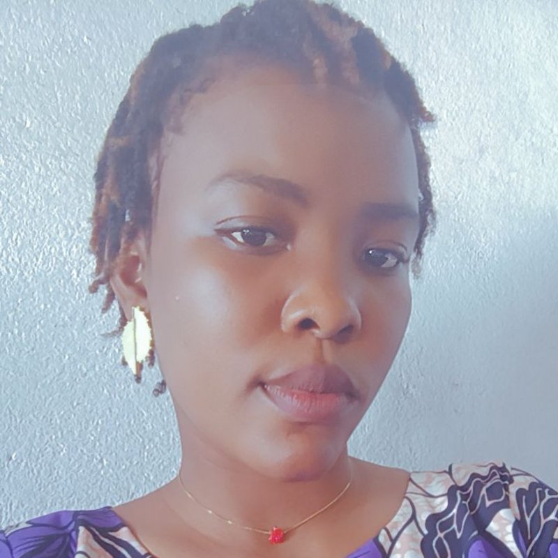 Adou Valérie