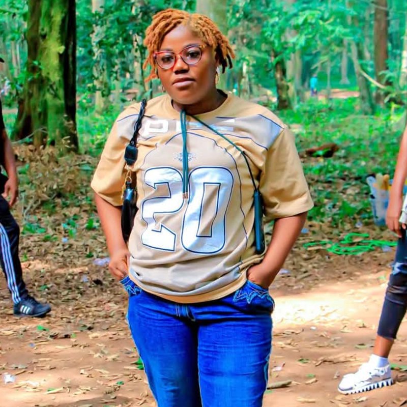 Dowa Akemane Ange Marina